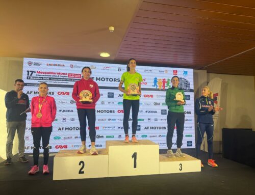 Simon Kibet Loitanyang ed Elisa Spazzafumo vincono la 17ª AF Motors CagliariRespira, Mezza Maratona Internazionale Città di Cagliari. Per il keniano è il terzo successo consecutivo alla 21 km cagliaritana, primo trionfo per l’atleta toscana dell’Atletica Elmas